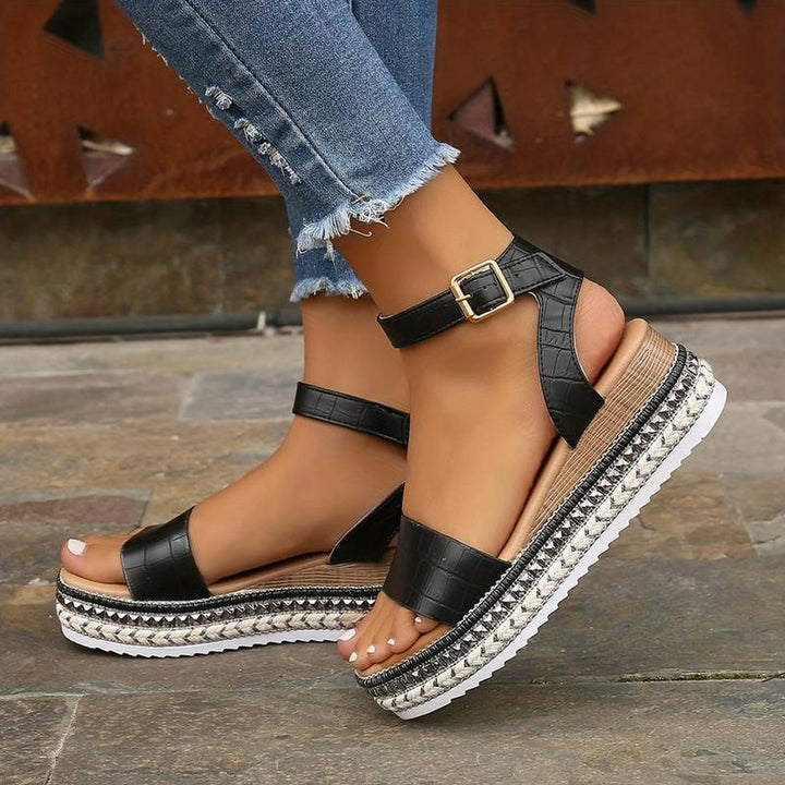 Chloe | Women's Buckle Platform Casual Summer Sandals