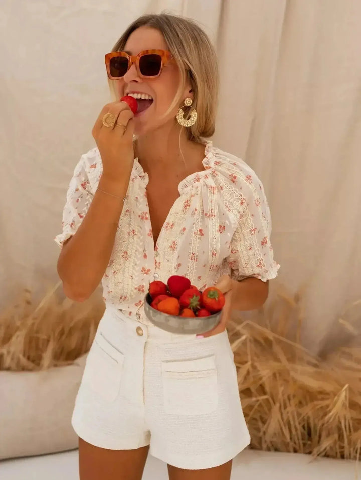 Elira– Romantic Floral Summer Blouse