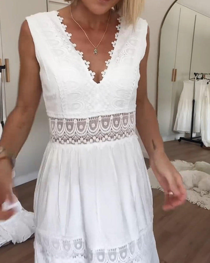 Julia | Women's Boho Sleeveless V Neck Midi Dress
