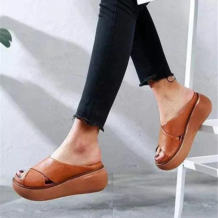 Olivia | Cross-Strap Sandals Women's Flat Cushioned Comfort
