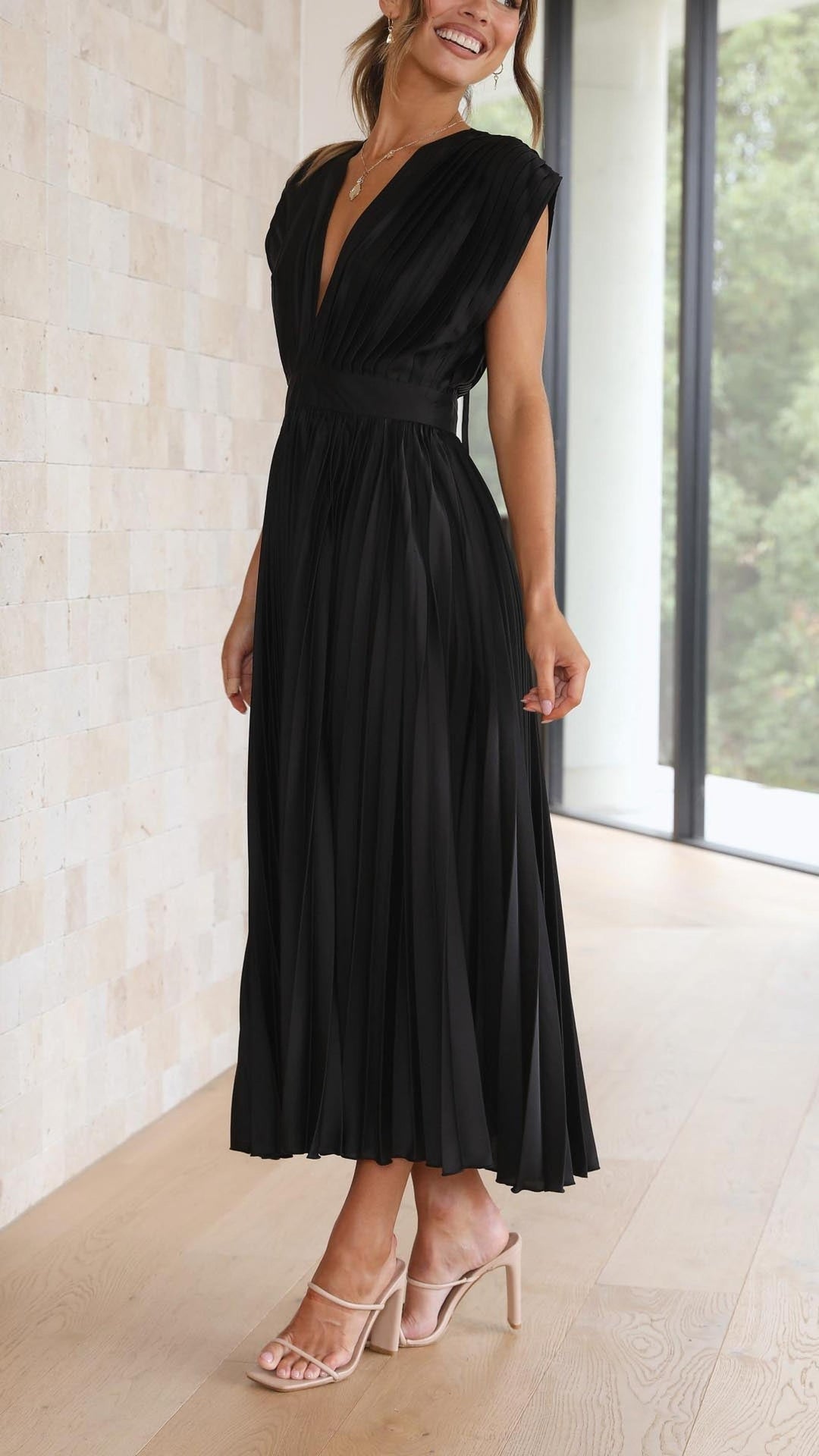 Ruby | Women's Summer Pleated V Neck Midi Dress