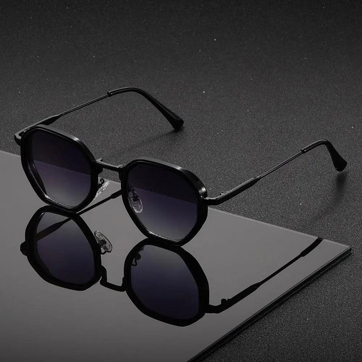 Victoria | Sunglasses Geometric Metal Frame Brown Gradient Lenses