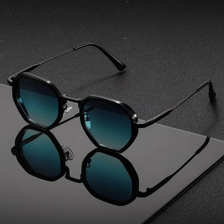 Victoria | Sunglasses Geometric Metal Frame Brown Gradient Lenses